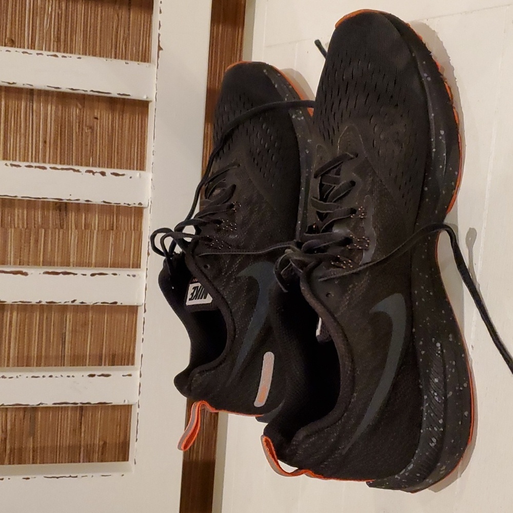 Men Nike Shield Zoom WinflMo 4 SZ 9 Sneakers Shoes Black